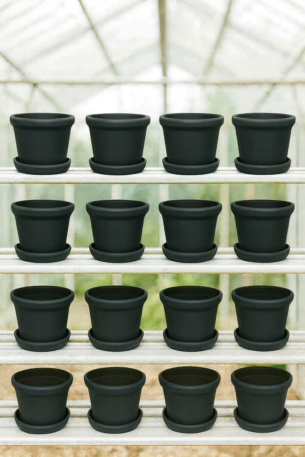 12 Black Plant Pots