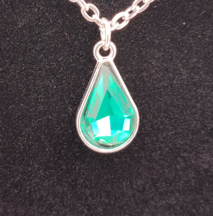 Green Teardrop Necklace